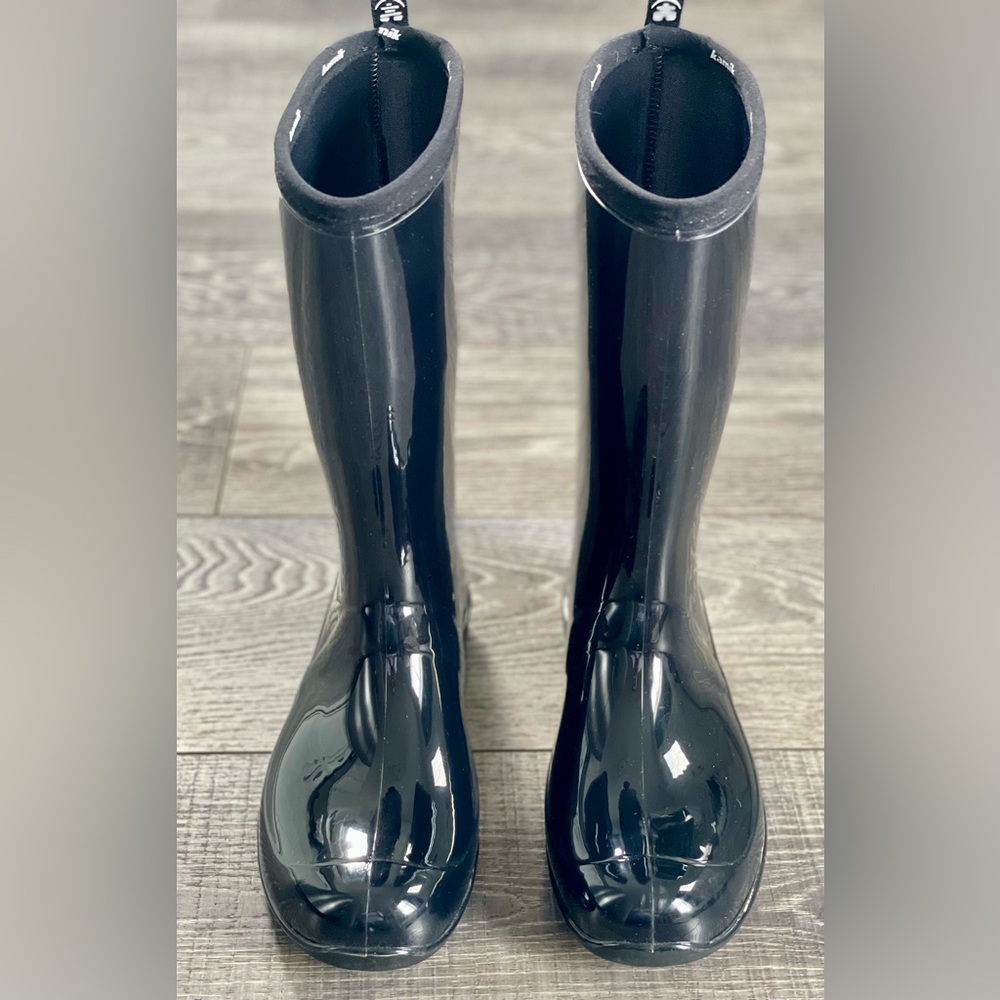 Kamik Black Rainboots